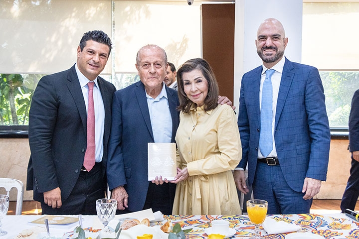 DESAYUNO AL MUHAMI- DERECHO, UNAM